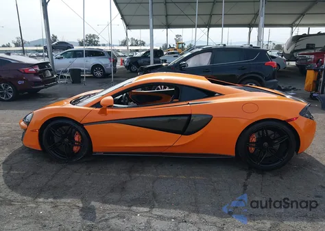 2016 Mclaren 570S z USA, uszkodzony, nr VIN SBM13DAA0GW000430